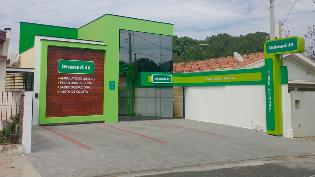 Arquitetura Comercial Leandro Gasparini Pedreira SP